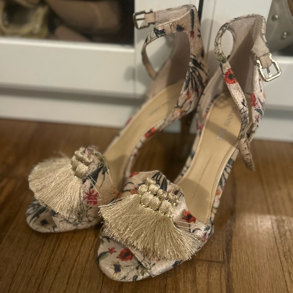Gianni Bini Velvet Tassel Heels